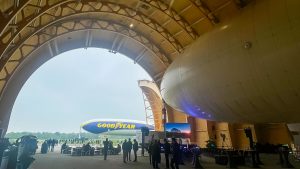 WDL Pressetermin mit Zeppelin NT